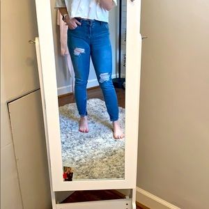 Pistola Jeans with zipper at the ankle!